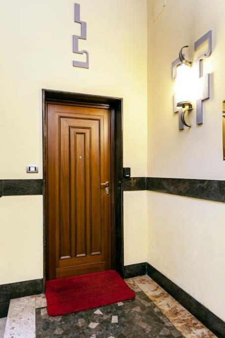 Duomo-San Babila-Tribunale Wifi-Netflix ミラノ エクステリア 写真